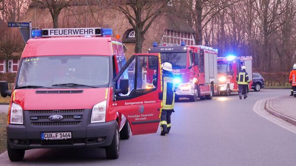 Rauchmelder verhindert Schlimmeres: Feuerwehr löscht Küchenbrand in Hemmoor