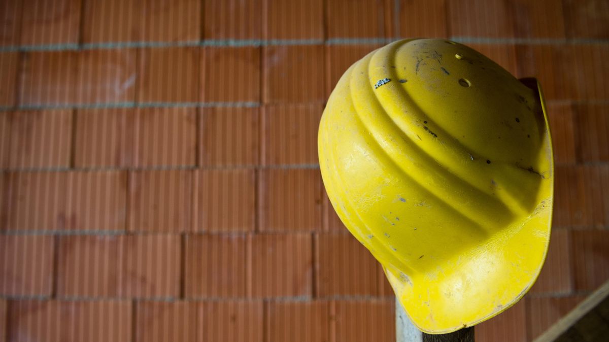 Erneuerung der L118: Ortsdurchfahrt voll gesperrt. Foto: Bockwoldt/dpa