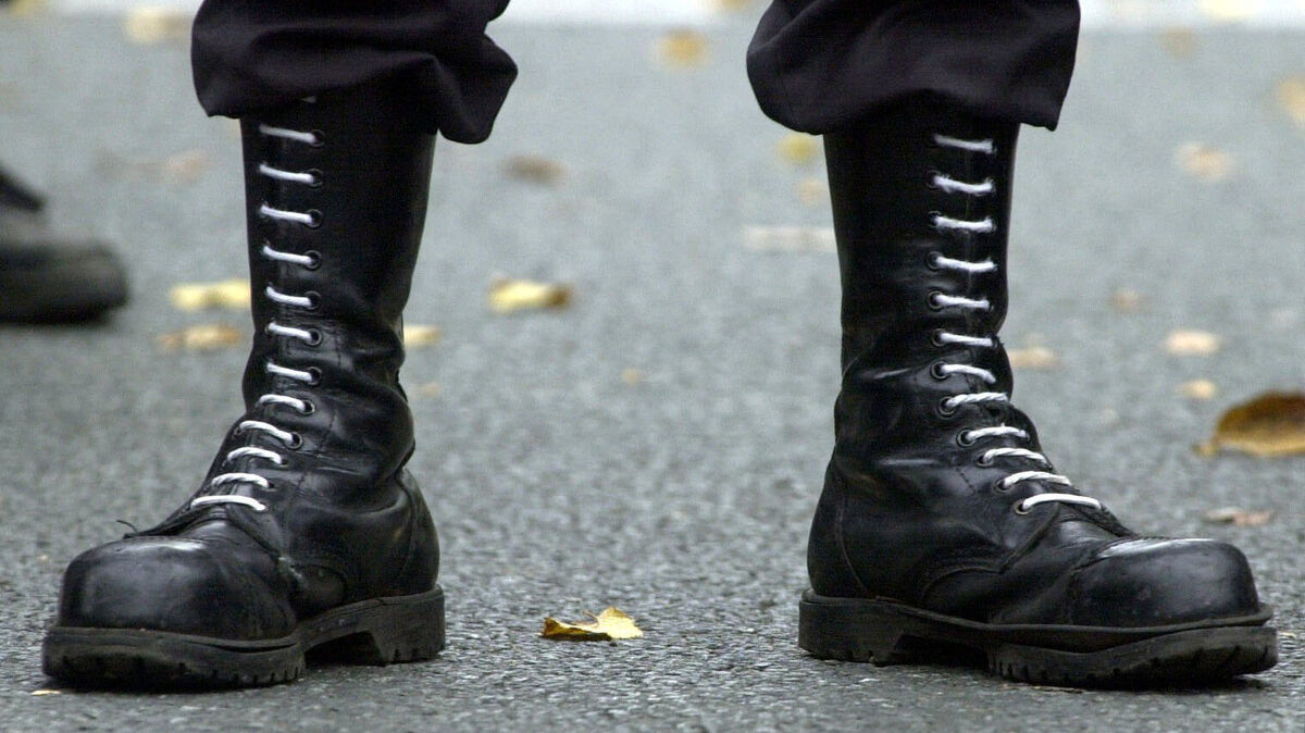 In dem Vortrag soll es um Einblicke in die rechte Szene gehen. Symbolfoto: Bernd Thissen/dpa