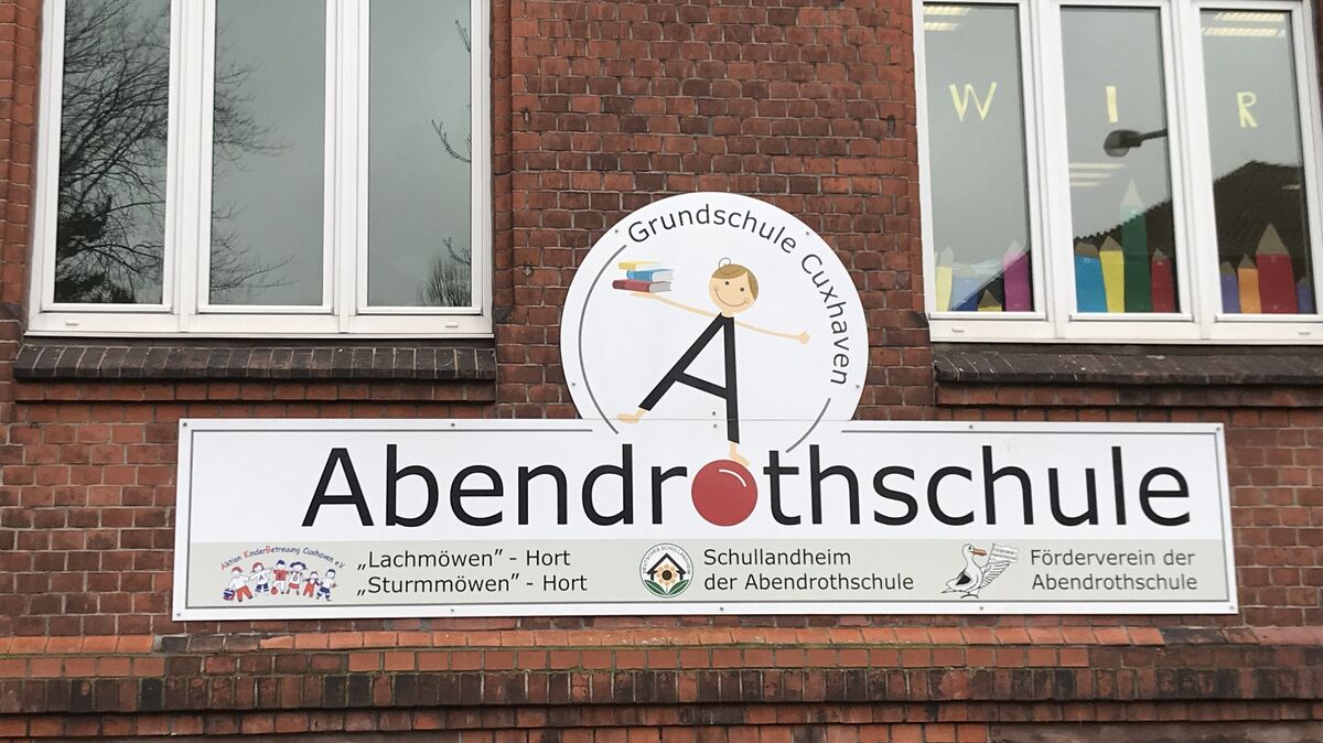 Die Abendrothschule ist schon jetzt an ihre räumlichen Grenzen geraten. Ohne Anbau ist die Ganztagsbetreuung, die ab 2026 zum Rechtsanspruch wird, nicht zu realisieren.