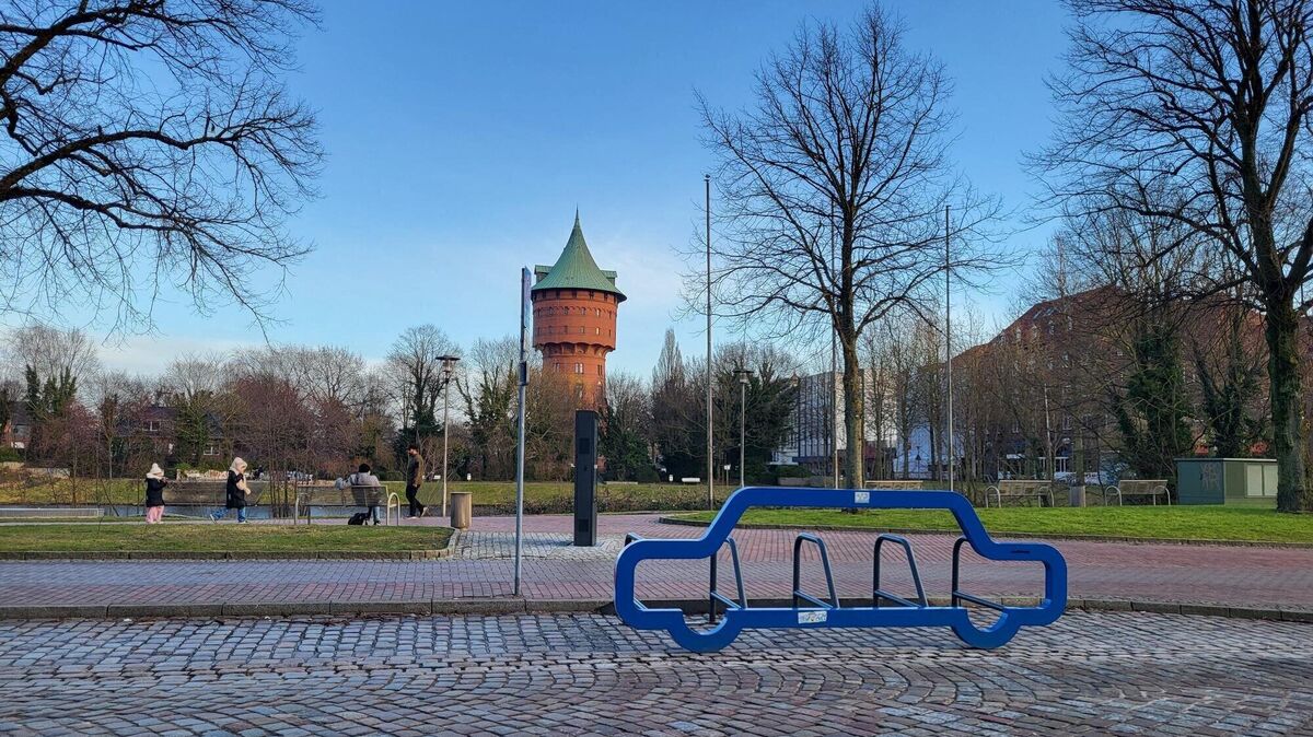 Unweit des Kaemmererplatzes steht seit November 2025 ein "Car-Bike-Port". Foto: Märthe Werder
