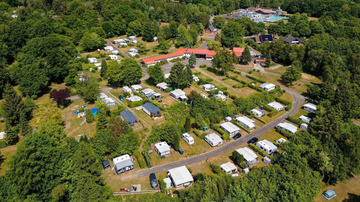 Der KNAUS Campingpark Wingst zählt zu den Top 25 der hundefreundlichsten Campingplätze Deutschlands. Das liegt an den vielfältigen Angeboten für Mensch und Hund. Foto: Helmut Knaus KG