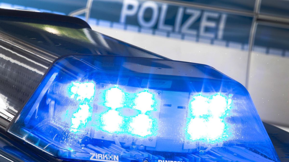 Ein 19-Jähriger ist bei einem Verkehrsunfall in der Nähe von Bremervörde ums Leben gekommen. Foto: Gentsch