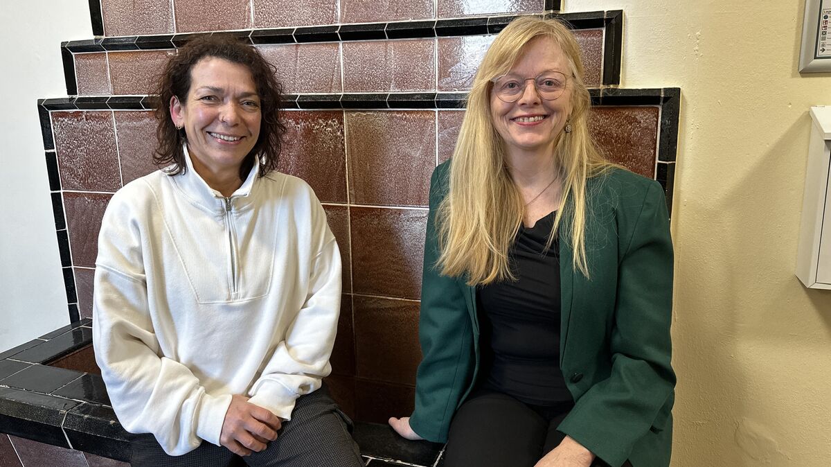 Kim Sennert (l.) und Heike Uffenbrink freuen sich über ein breit aufgestelltes, Mut machendes Programm - nur einige Lücken müssen nich geschlossen werden. Foto: Reese-Winne