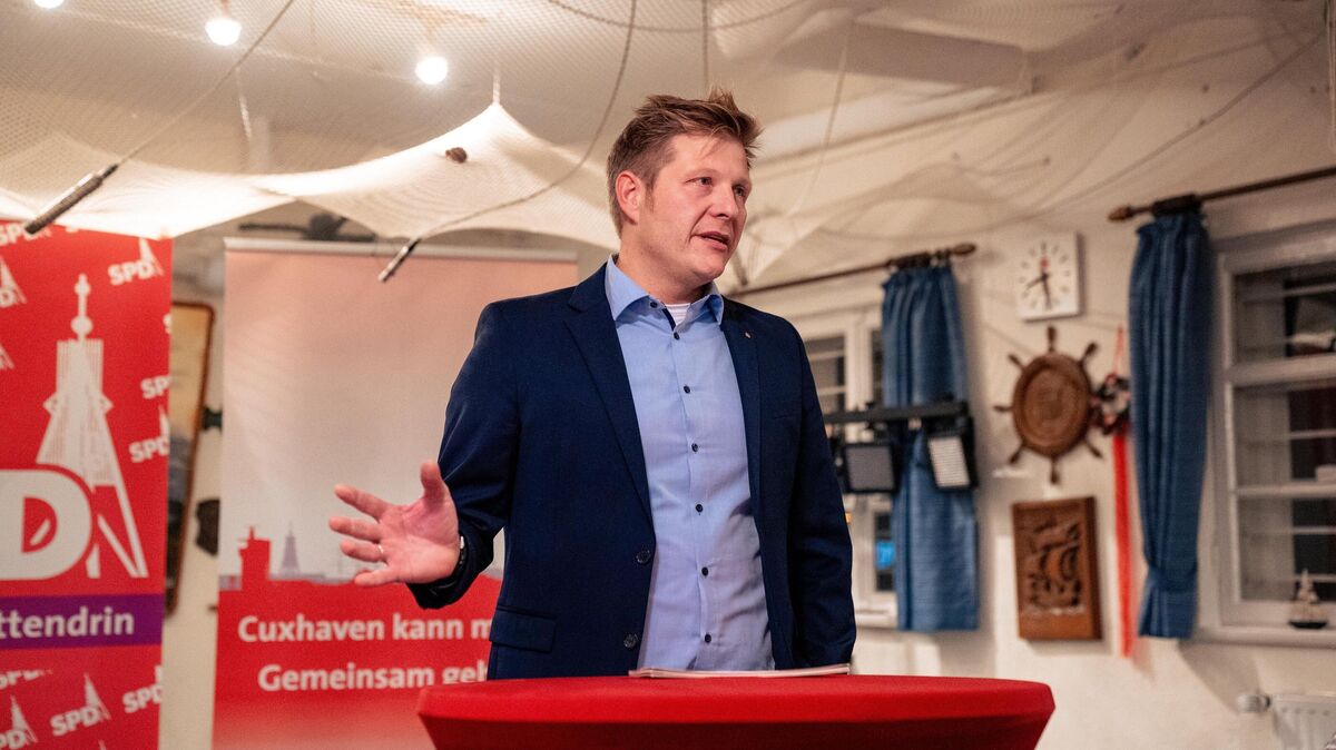 Rückendeckung für Tjark Makel: Der SPD-Ortsverein Stadt Cuxhaven hat sich für den 42-Jährigen als Landtagskandidaten ausgesprochen. Die endgültige Nominierung steht noch aus. Foto: SPD