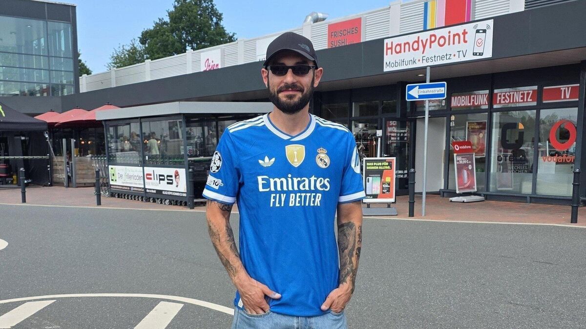 Für Esteban B. (36) aus Spanien kann es natürlich nur einen Sieger geben: Die Nationalmannschaft aus der Heimat – La Furia Roja (die Rote Furie). Foto: Rahn