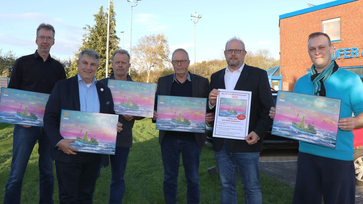 Sie präsentierten den Rotary-Adventskalender 2022 (v.l.): Detlef Brandt, Friedhelm Engelke, Sönke Finck, Reinhard Hagenah, Normen Herting und Nils Mette. Foto: Mangels