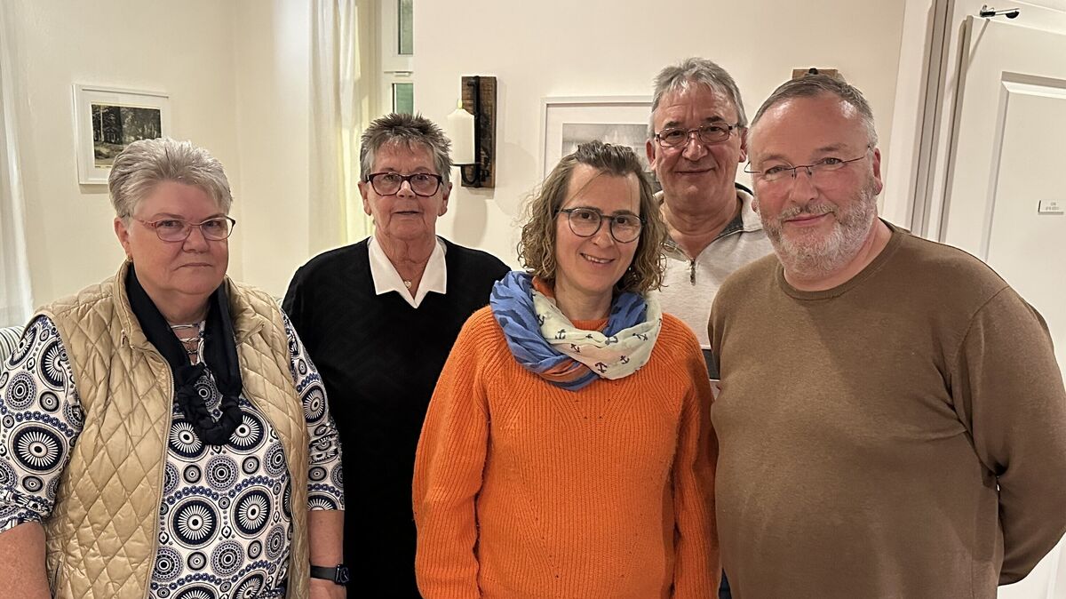 Die Vorstandsmitglieder Irma Küber, Waltraud Polkowski, Milena Kentsch, Dieter Sepcke und Klaus Kentsch (v.l.) sehen die Gruppe bestens aufgestellt für die Zukunft. Foto: Reese-Winne