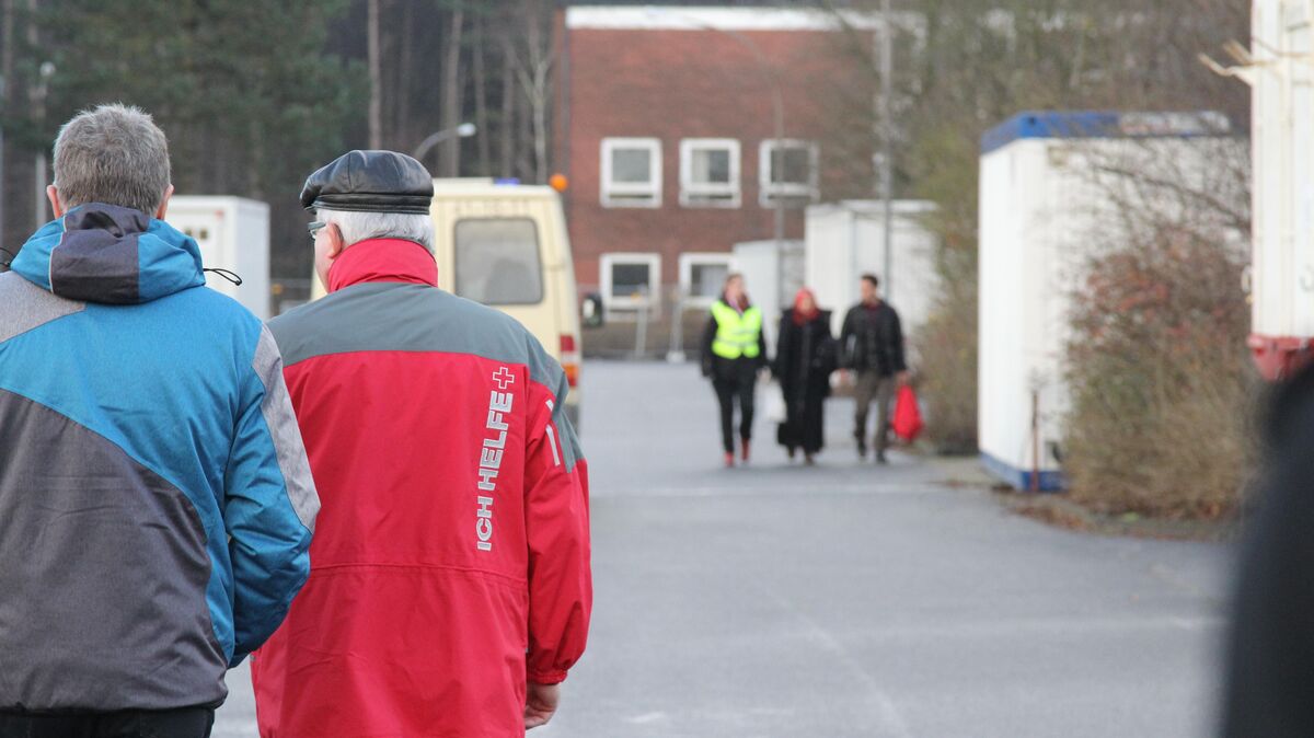 Hunderte Flüchtlinge kamen 2015/2016 in der Notunterkunft in der Altenwalder Kaserne unter. Die Stadt hat dem Land Niedersachsen ihre Bereitschaft signalisiert, bei einer Reaktivierung der Unterkünfte zu unterstützen, wenn das notwendig werden sollte. Foto: Reese-Winne