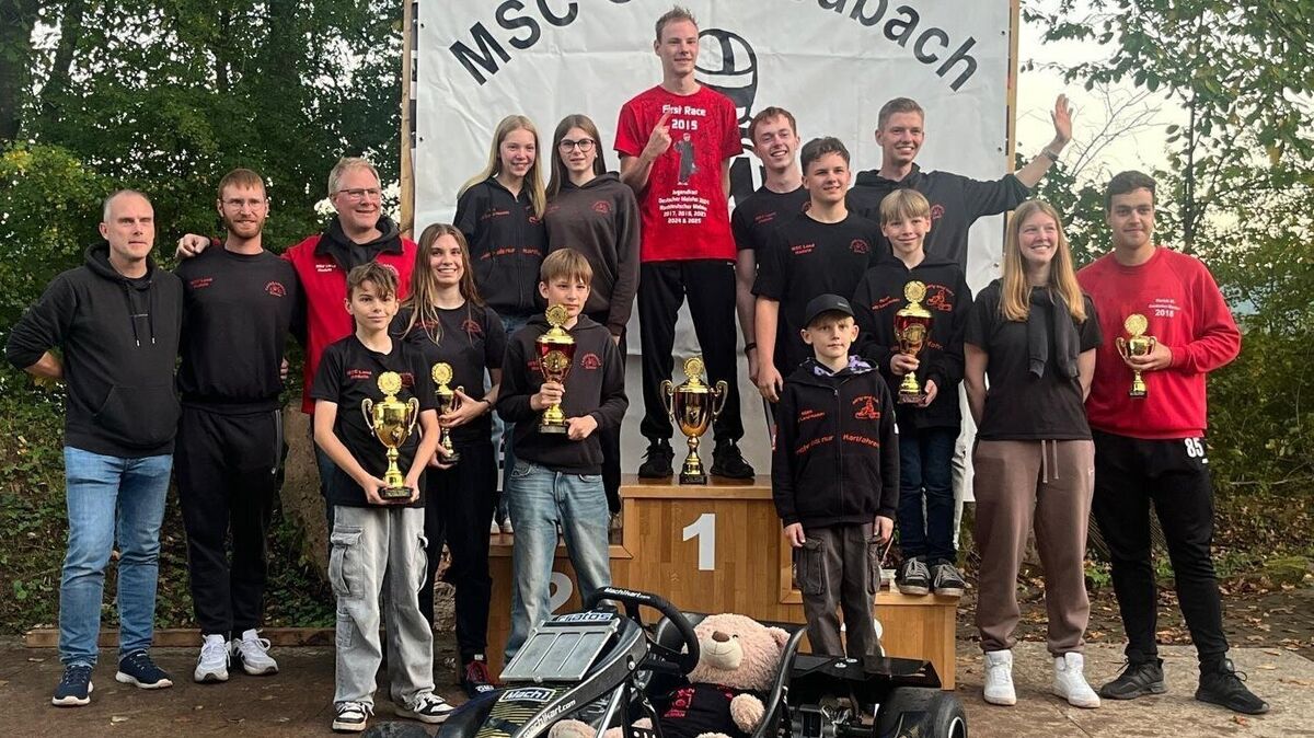 Das Team des MSC Land Hadeln reiste mit zwei Titeln im Gepäck von den Deutschen Meisterschaften im Jugendkartslalom zurück. Foto: MSC Land Hadeln