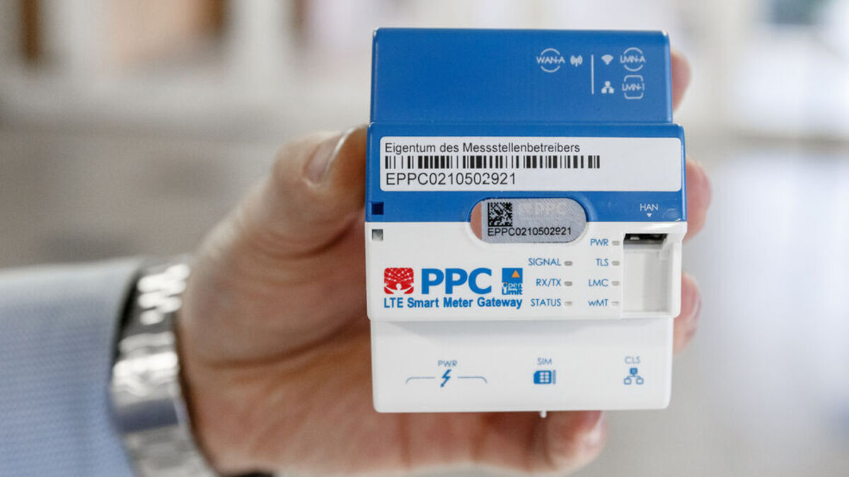 Mit digitalen Stromzählern und flexibleren Tarifen will die Bundesregierung die stärkere Nutzung von Energie aus Wind und Sonne vorantreiben. Foto: dpa