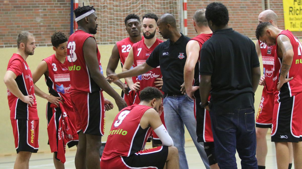 Die Cuxhaven Baskets treten ab sofort nicht mehr in der Basketball-Regionalliga an. Foto: Lütt
