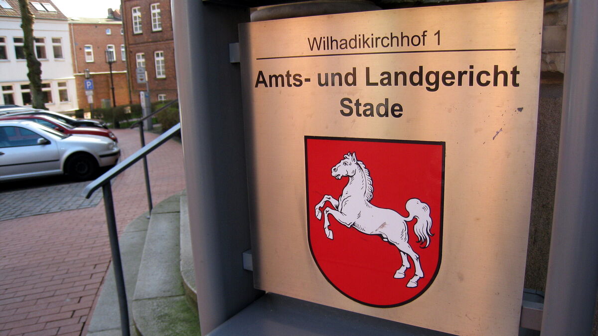 Vor der 4. Großen Strafkammer des Landgerichts Stade wurde am Mittwoch ein Urteil gegen den 24-Jährigen gesprochen. Foto: Koppe