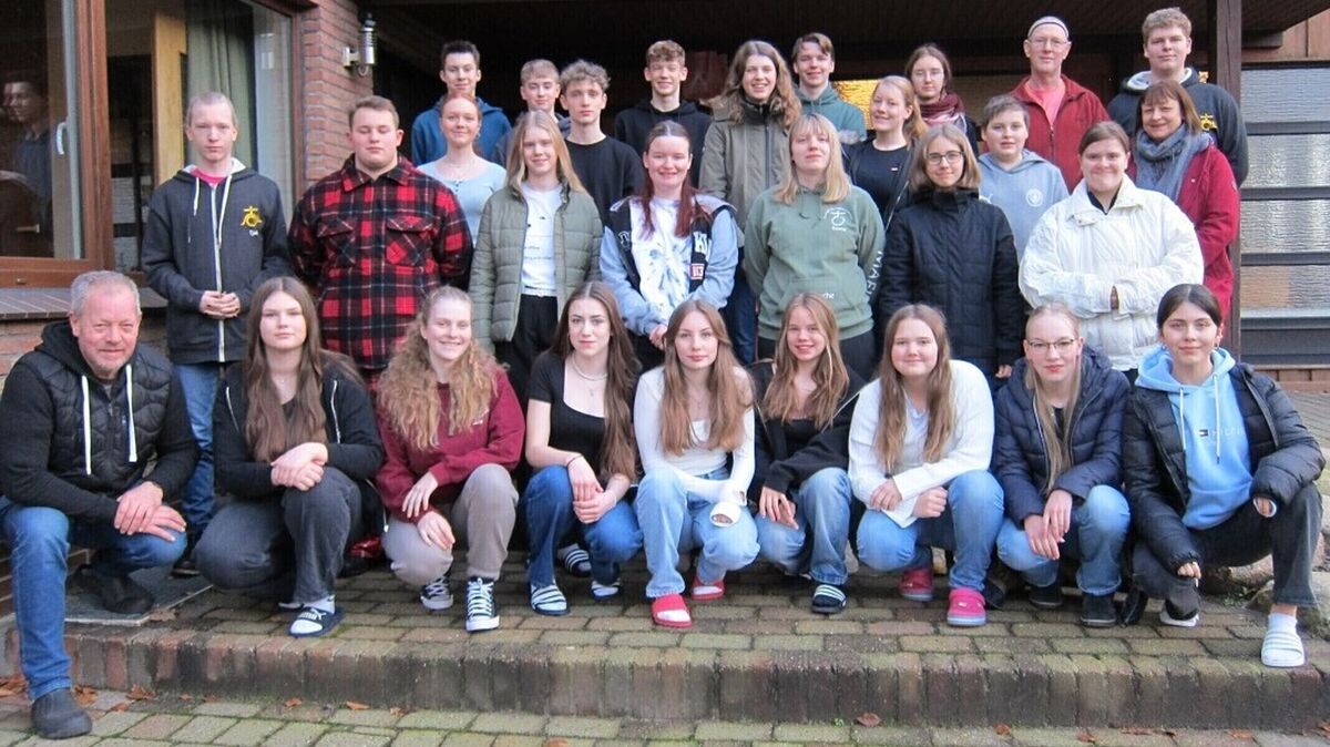 Die Trainees aus Hemmoor, Hechthausen, Osten und Lamstedt wuchsen während ihrer gemeinsamen Zeit zu einer festen Gemeinschaft zusammen. Foto: Rutzen