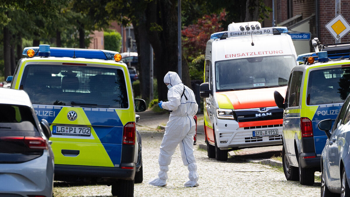 In Stade sind mehrere Menschen durch Schüsse gestorben. Foto: Ulrich Perrey/dpa