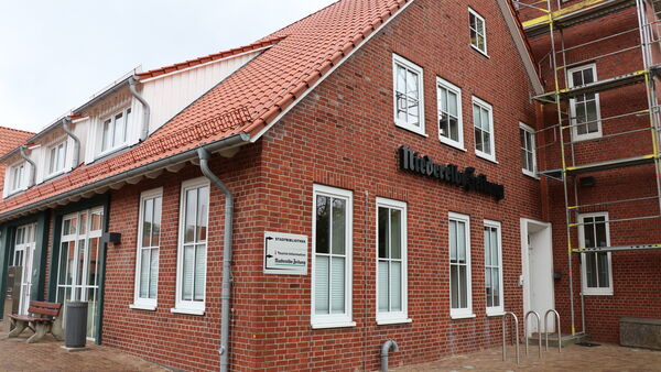 Was wird aus dem Pressehaus in Cuxhaven und der Alten Feuerwache in Otterndorf?