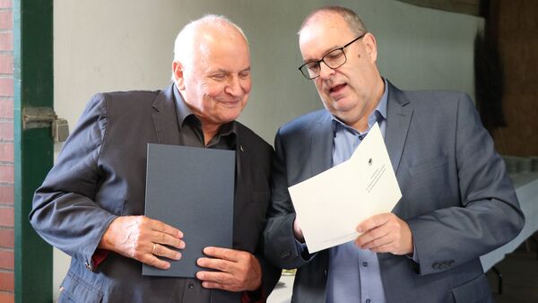Große Ehre: Warum Hans-Jürgen Mangels aus Steinau das Verdienstkreuz erhalten hat