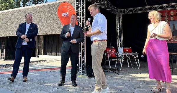 Verteidigungsminister Boris Pistorius (SPD) in Cuxhaven: Klartext zur Lage der Nation
