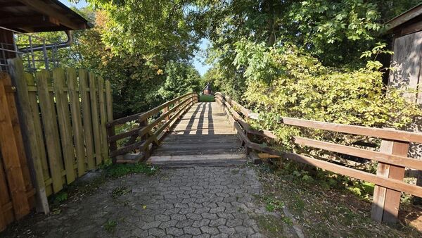 Ihlienworth stoppt Vergabe für Friedhofbrücke - Planung kostet fast 100.000 Euro