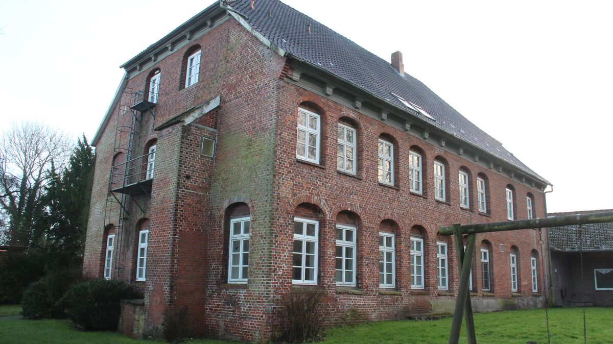 Der Amtshof in Neuhaus wird eine Unterkunft für Geflüchtete aus der Ukraine. Foto: Kramp