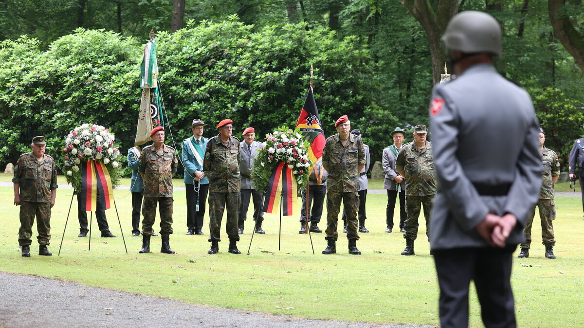 Der erste nationale Veteranentag im Ehrenhain Ellerbruch in der Wingst. Foto: Larschow