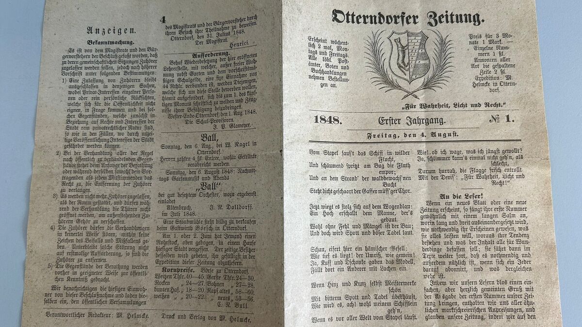 Originalausgabe der ersten Otterndorfer Zeitung vom 4. August 1848, gefunden auf einem Dachboden in Cadenberge. Foto: Rohde