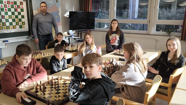 Wie Schach die Ukraine und Cadenberge vereint: 10 Kinder bereit für das große Turnier