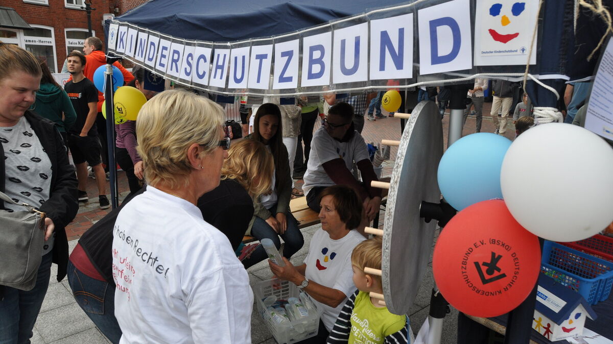 Der Kinderschutzbund ist mit dem Küstenmarathon in Otterndorf seit 26 Jahren eng verbunden. Archivfoto: Kramp