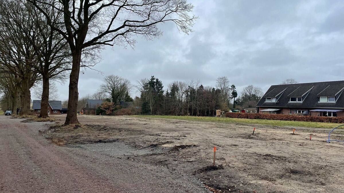 Das Baugebiet in Cadenberge am Grenzweg ist vorbereitet. Demnächst werden die Grundstücke verkauft. Foto: Kramp
