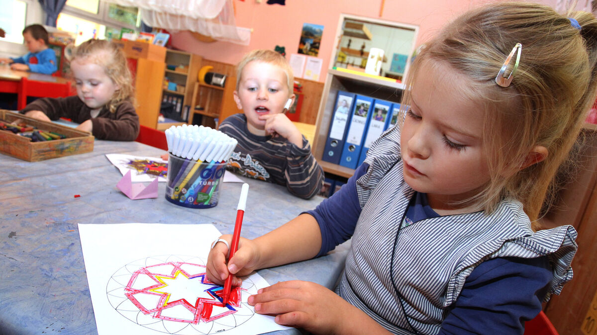 Ab dem 1. Januar 2026 gaben die Gemeinden Stinstedt, Mittelstenahe und Hollnseth die Betriebsführung für ihre Kindertagesstätten an die Samtgemeinde Börde Lamstedt ab. Foto: Karl-Josef Hildenbrand / dpa