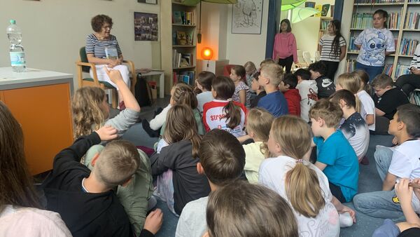 Cuxhaven: Bücher, Musik und kreative Aktionen in der Grodener Schule   