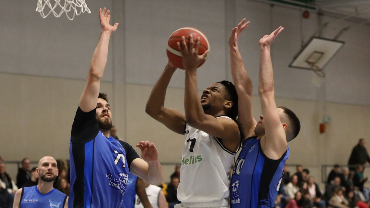 Franck Kone spielte 40 Minuten durch, glänzte dabei sowohl defensiv als Bewacher von Logabirums Topscorer Ben Post als auch offensiv als verlässlicher Punktelieferant. Foto: Unruh