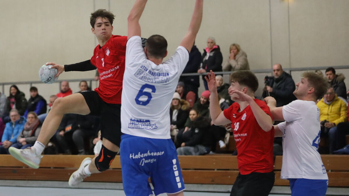 Finn Habich und der TSV Altenwalde stehen vor einem Endspiel im Kampf um den Klassenerhalt. Foto: Unruh
