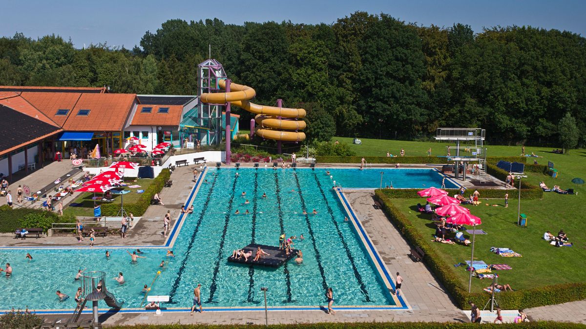 Im Wingster Schwimmbad soll 2020 kräftig investiert werden. Foto: Archiv