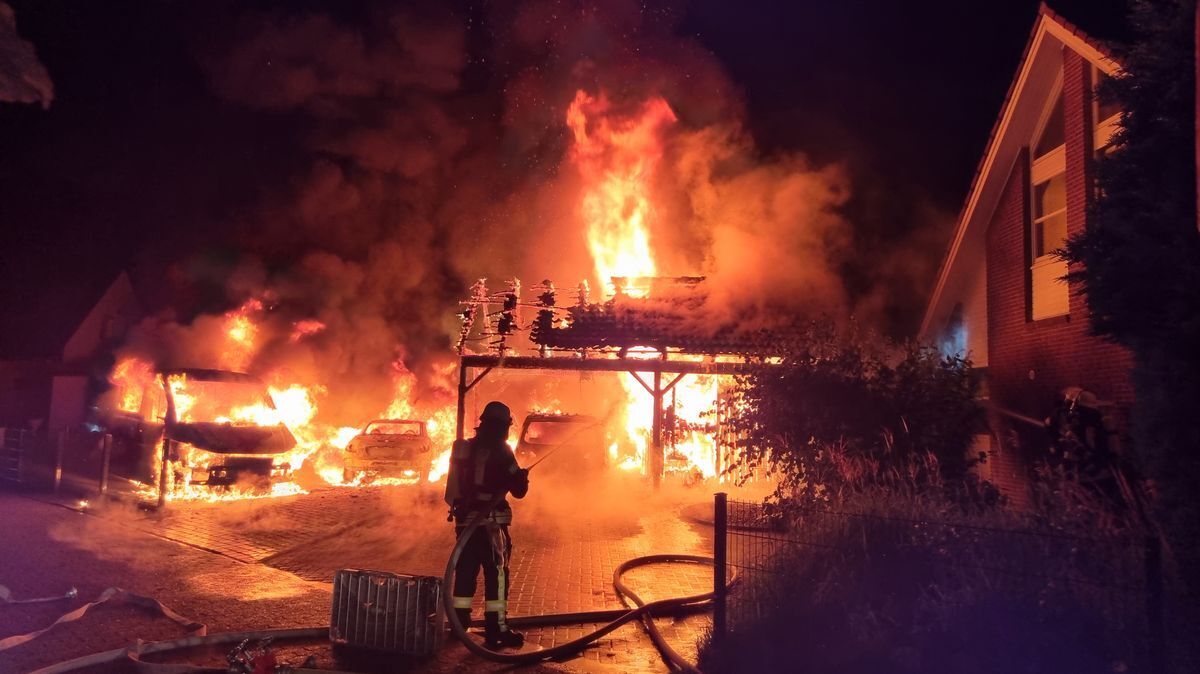 Nach einem Großbrand sowie im Hinblick auf diverse weitere Straftaten in Hemmoor hat die Polizeiinspektion einen Tatverdächtigen ermitteln können. Das Feuer richtete Ende August einen enormen Schaden an. Foto: Lange