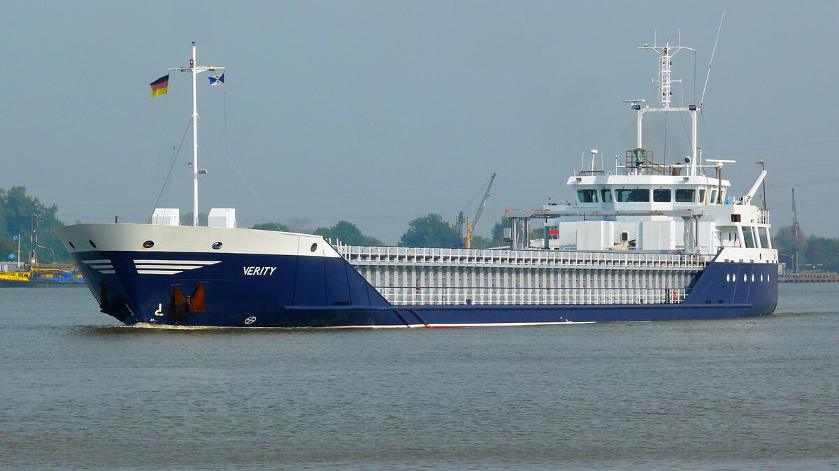 Die 90 Meter lange "Verity" ist nach der Kollision mit der "Polesie" gesunken. Foto: dpa/ Dietmar Hasenpusch