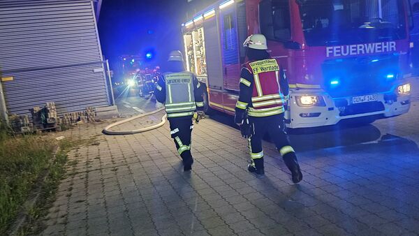 Nächtlicher Einsatz in Hemmoor: Brandmeldeanlage schlägt Alarm