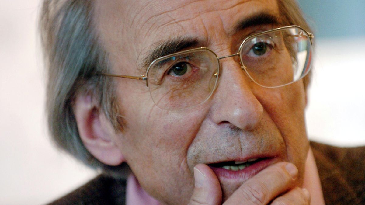 Der aus Hemmoor stammende Dichter Peter Rühmkorf wäre am vorigen Freitag 90 Jahre alt geworden. Foto: Gambarini / dpa