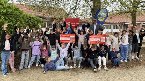Kinder stark und selbstbewusst machen: Sponsoren helfen der Döser Grundschule