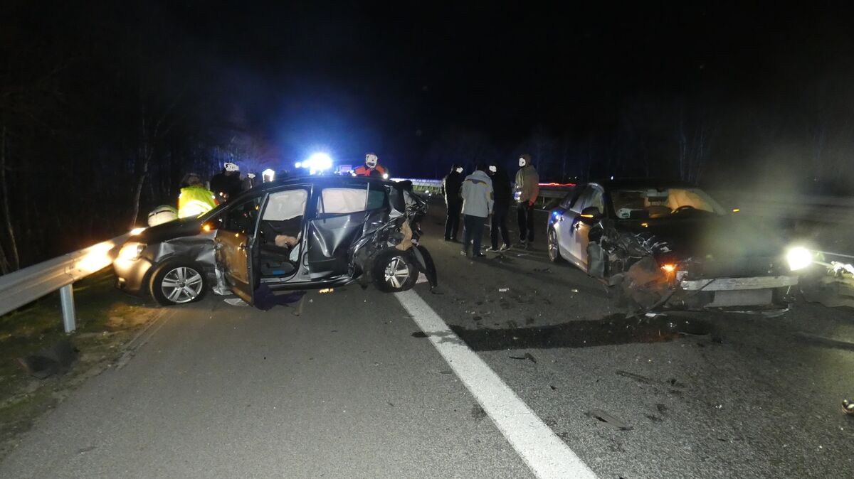Bei den Unfällen auf der A27 entstand hoher Sachschaden. Foto: Polizei
