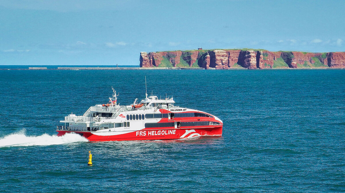 Beliebtes Ziel: Der „Halunder Jet“ verbindet Helgoland täglich mit Hamburg, Cuxhaven und Brunsbüttel. Foto: FRS Helgoline