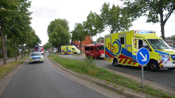Vollsperrung nach Unfall auf der B73 in Cadenberge - 80-Jährige übersieht Auto