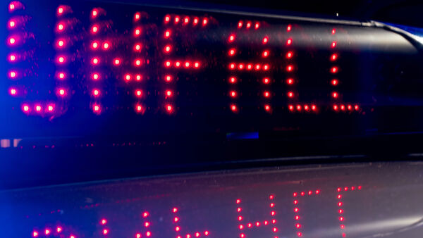 Auffahrunfall auf der B495 bei Lamstedt: Zwei Menschen leicht verletzt