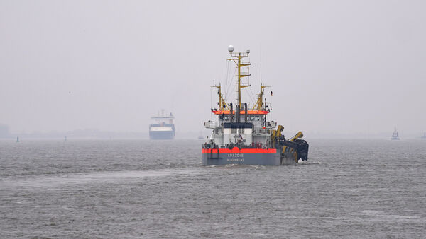 Umnweltminister Meyer: Deutliche Aussagen zur Elbvertiefung