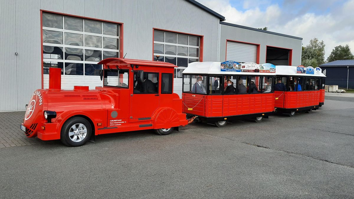 Mit maximal 25 Stundenkilometern geht die neue Wegebahn demnächst auf die fünf Kilometer lange Strecke zwischen Duhnen und Sahlenburg. Foto: Sassen