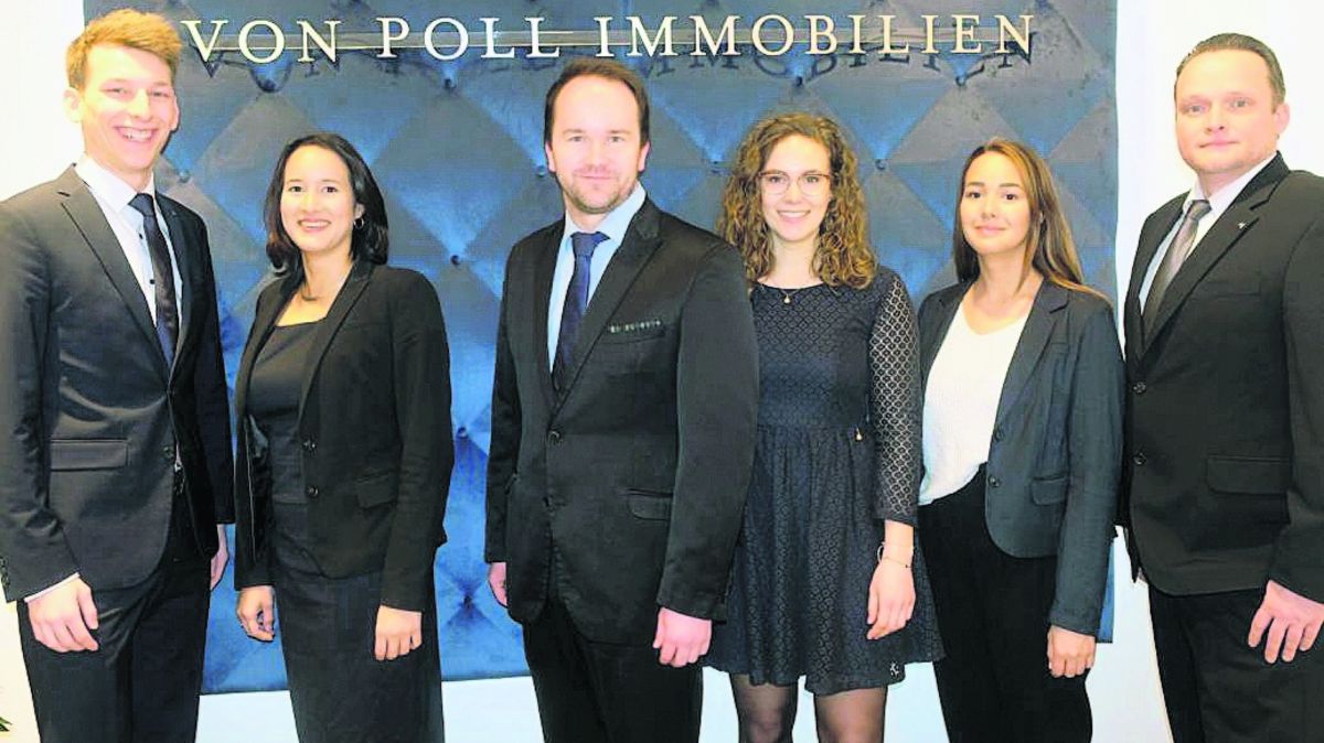 Das starke Team des Von-Poll-Immobilien- Shops Cuxhaven: Tom Gooß, Sandy Dallmann, Robert Monien, Kira Gottschalk, Katja Thiemann, und Volker Dallmann (von links).Foto: Giesecke