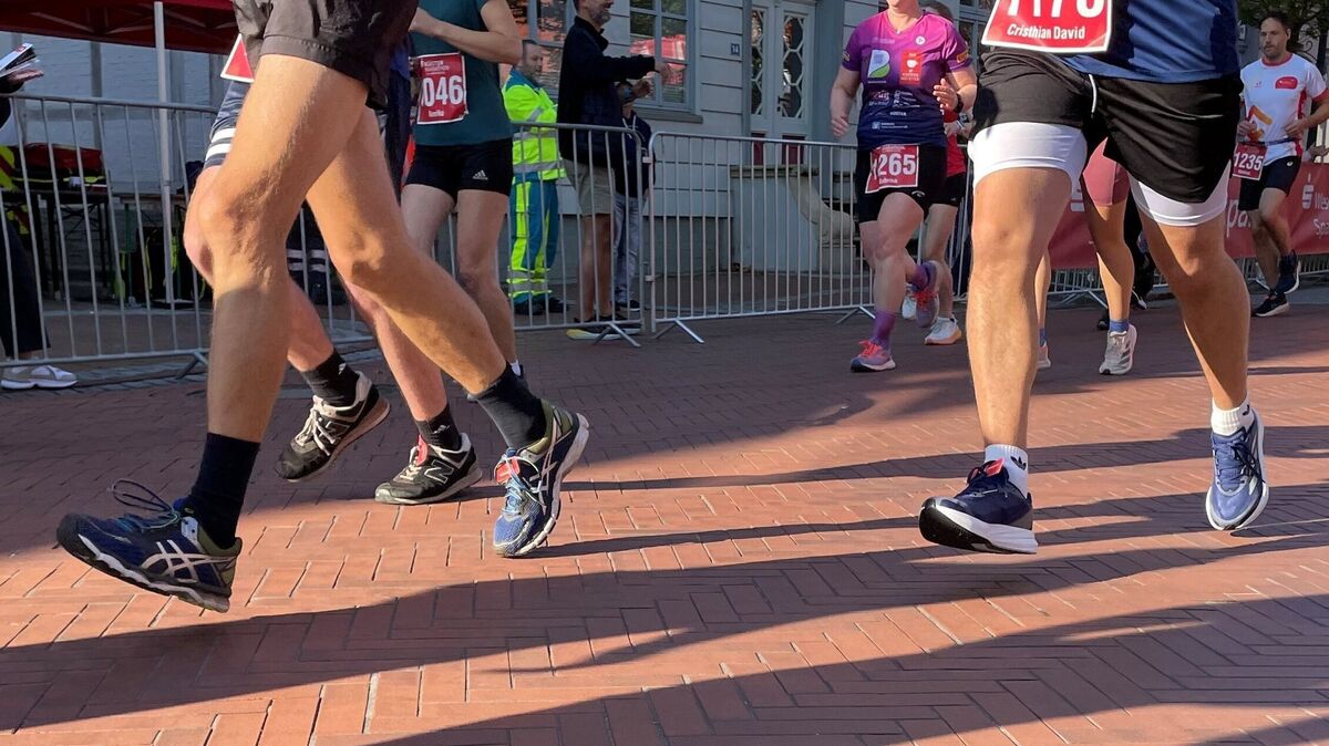 Wer mehr Kilometer beim Sparkassen-Küstenmarathon zum Weltkindertag in Otterndorf läuft, der sammelt auch mehr Spenden ein. Foto: Lütt