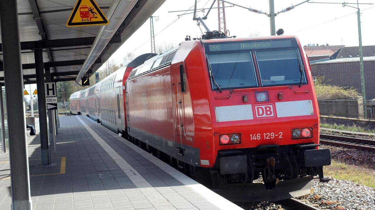 Der Regional-Express von Bremerhaven Lehe nach Bremen fällt mehrere Wochen aus. Foto: Scheer