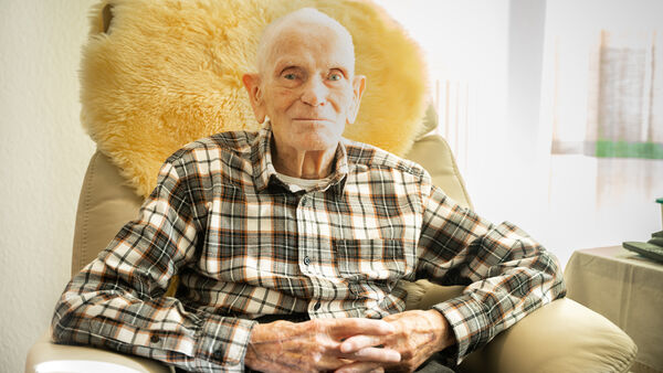 Gewitzt und clever: Dieser Cuxhavener feiert heute seinen 100. Geburtstag