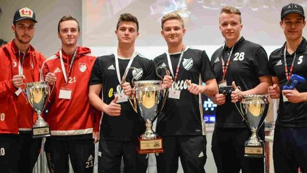 Vor der E-Football-Kreismeisterschaft: TSV Altenwalde spielte schon groß auf